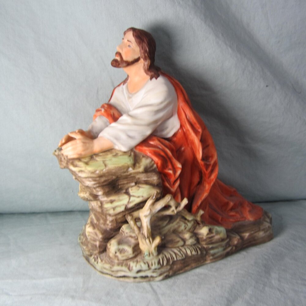 Roman Mexico Jesus in the Garden of Gethsemane vintage statue 1977  (w1994)